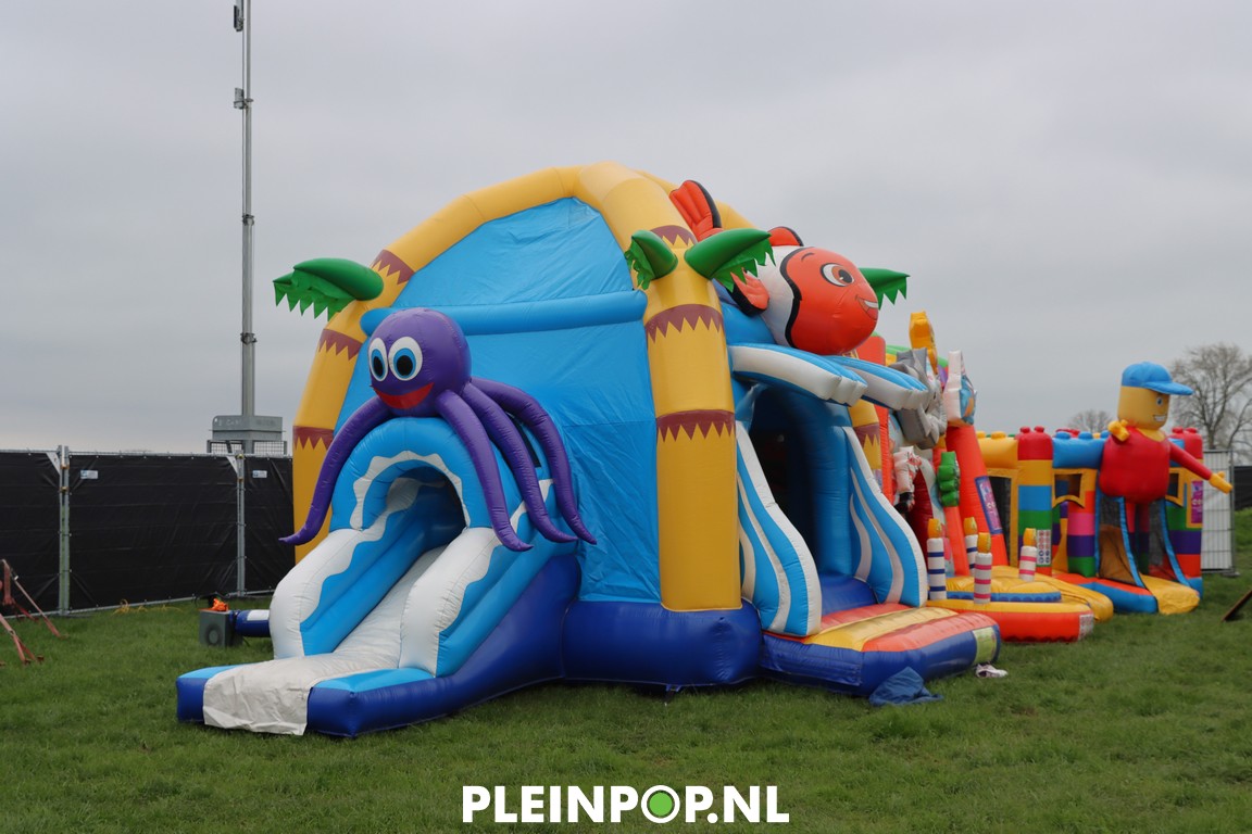 Zondag D I V.        (3)